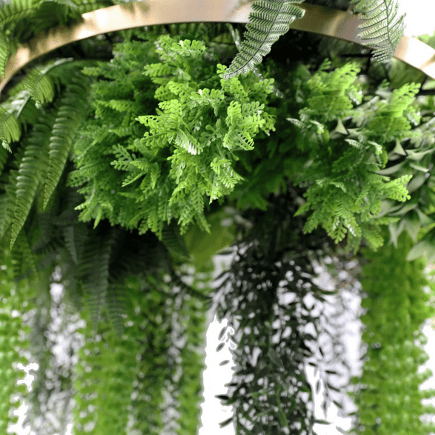 מפל צמחייה מלאכותית - דגם "שרך" קוטר 80 ס״מ | מסגרת בגימור זהב - DecorYarok