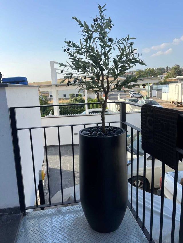 סט זוג עצי זית מלאכותיים 1.2 מטר כולל זוג כדי אתונה במגוון צבעים